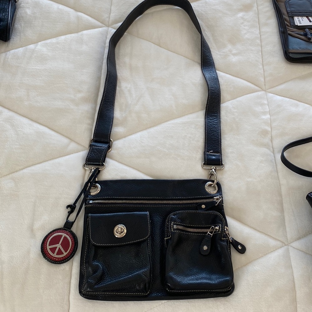 Roots purse